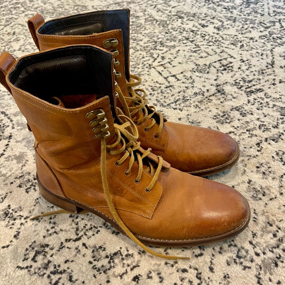 Cole Haan British tan leather boots, nike air soles, sz 12